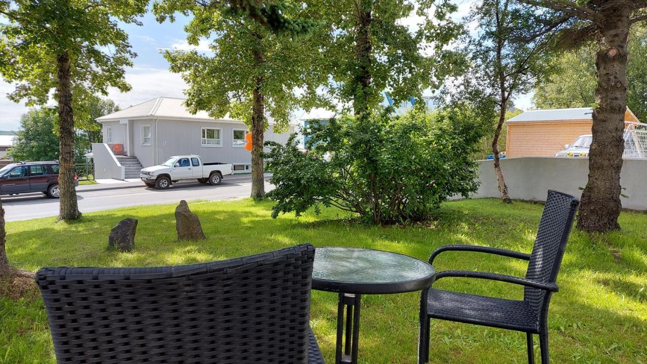 B&B Rooms Husavik 3 Eksteriør bilde